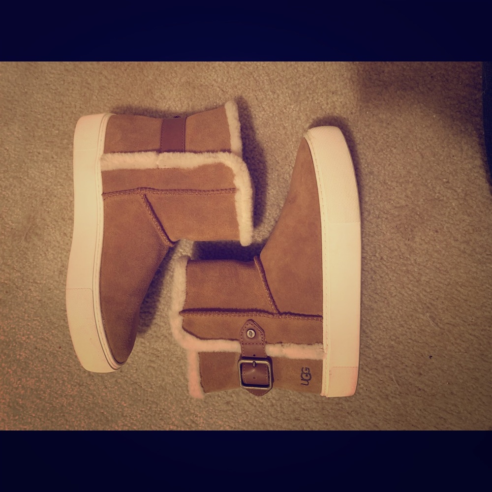 Gently worn Uggs Aika Suede Sneaker Booties
